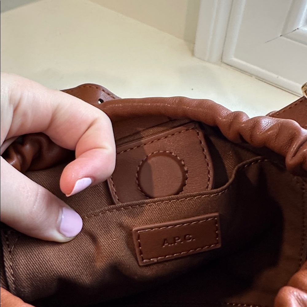 A.P.C Ninon Mini bag in Hazelnut, New with Dust Bag - Picture 8 of 15